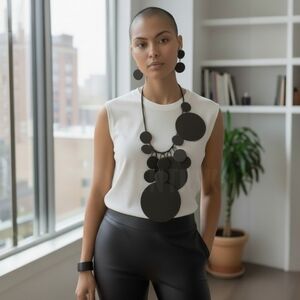 Dotty Dimensions Necklace Adornment ▪︎ Black ▪︎ Lightweight